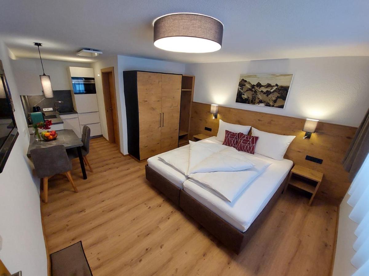 Viktors Apartments Sankt Anton am Arlberg Exterior photo