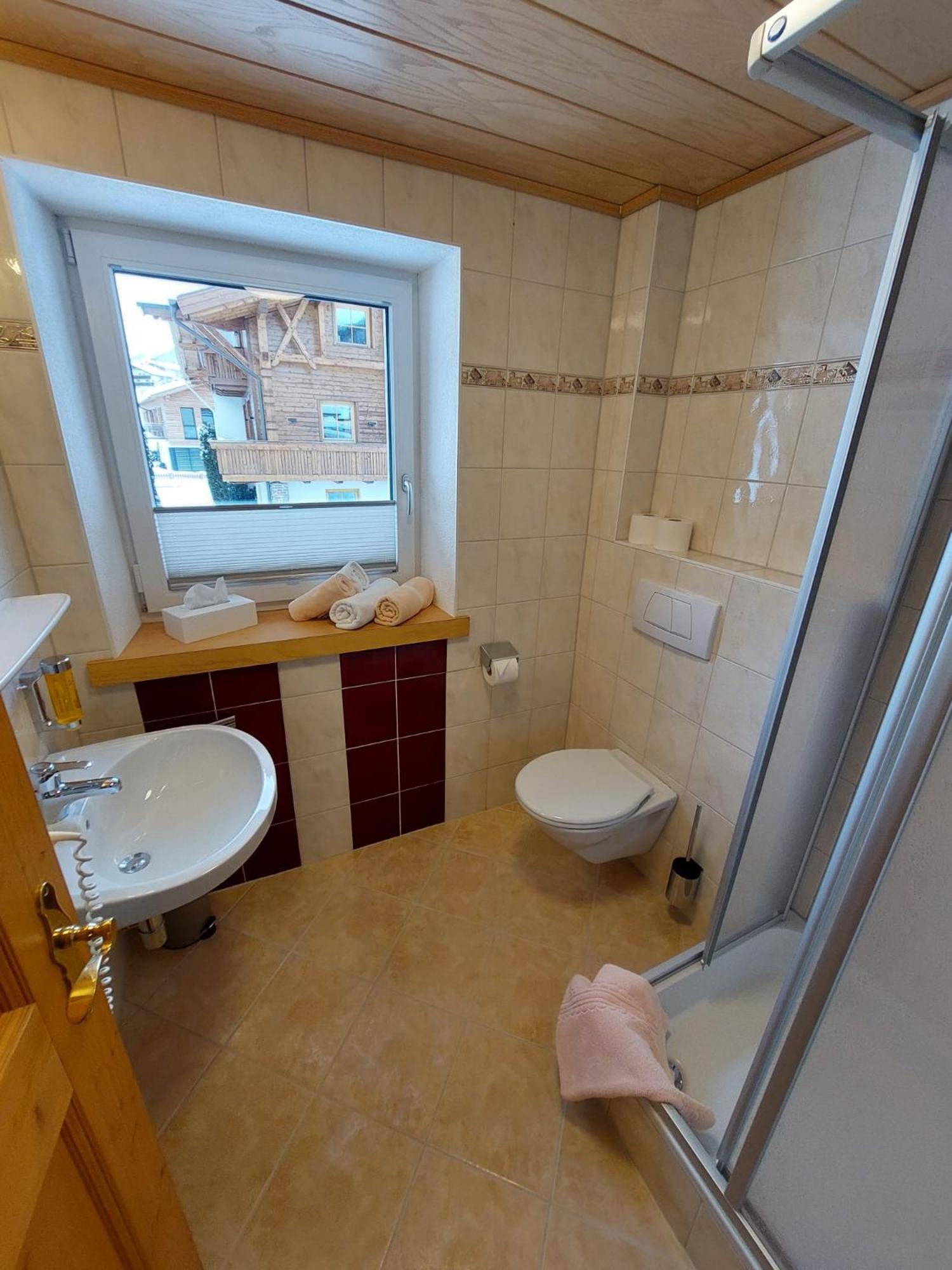 Viktors Apartments Sankt Anton am Arlberg Room photo