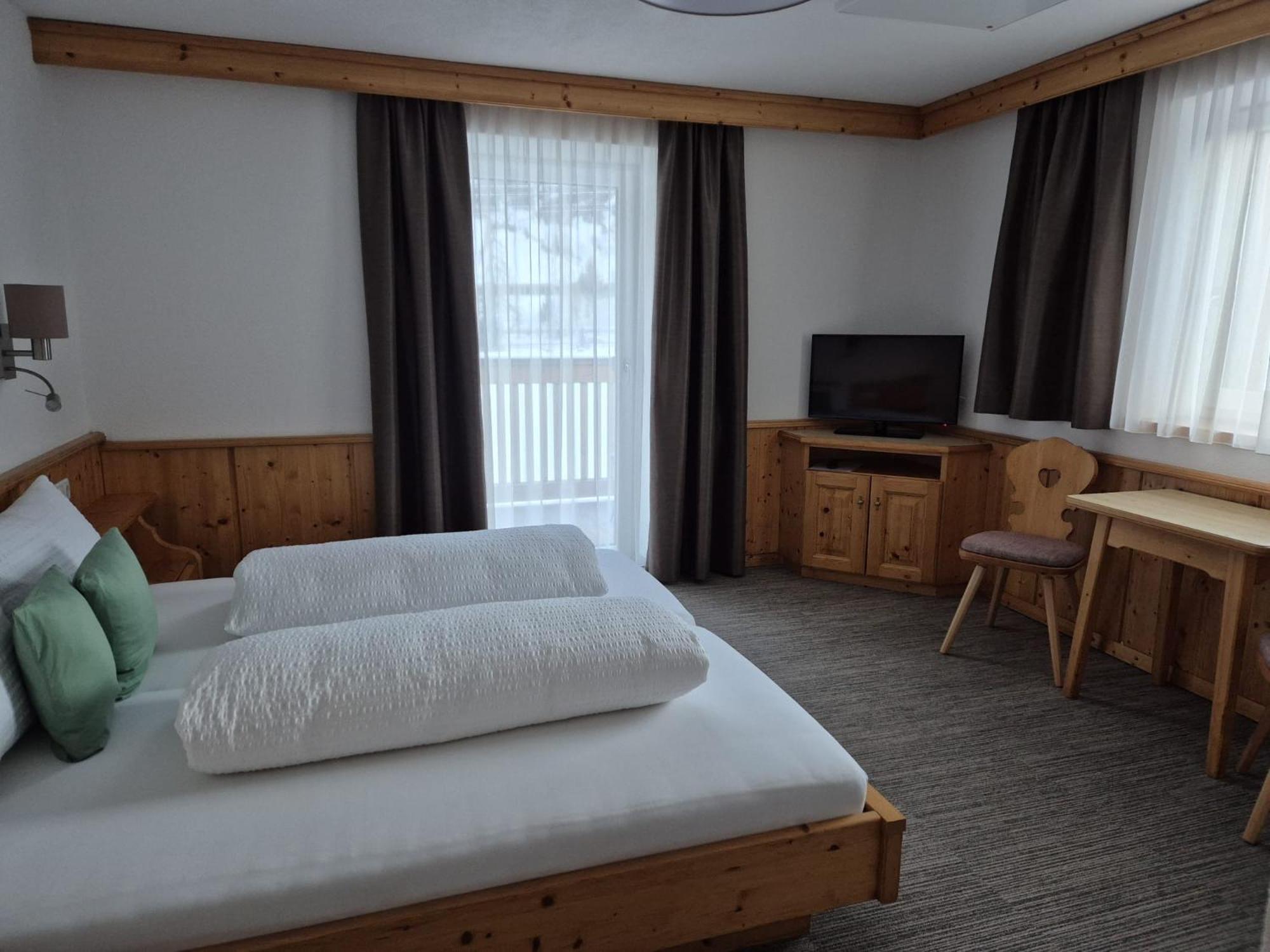 Viktors Apartments Sankt Anton am Arlberg Exterior photo